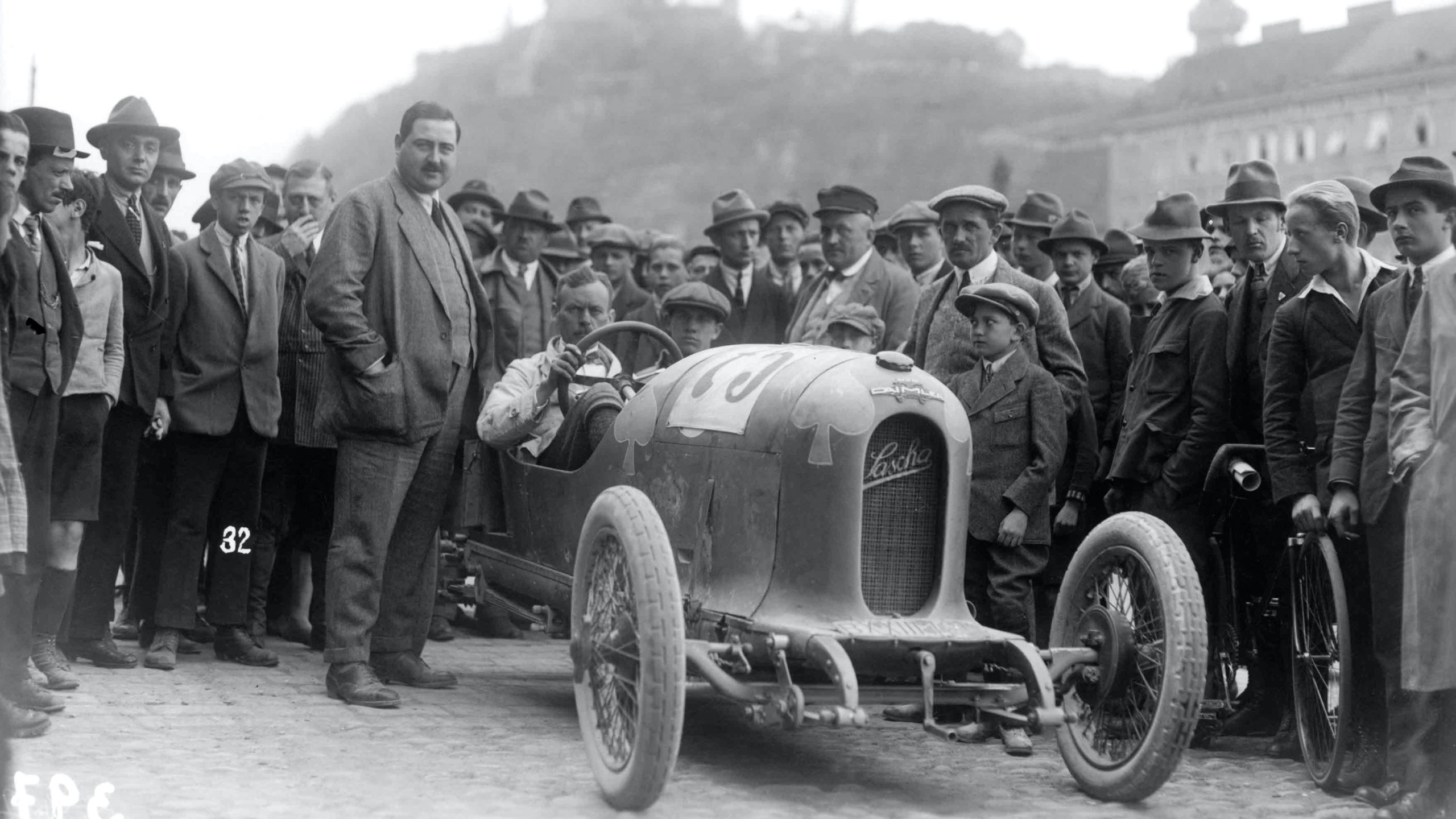 Фердинанд Порше первый автомобиль